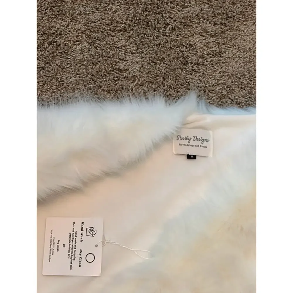 Sissily Designs faux fur shawl, ivory white size medium